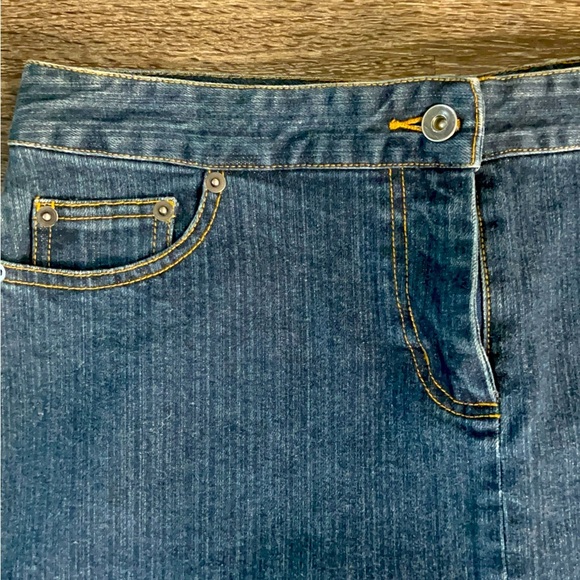 INC - Denim Skirt Hi-Low Hem Jean Skirt Navy Lace Appliqué - Picture 6 of 7